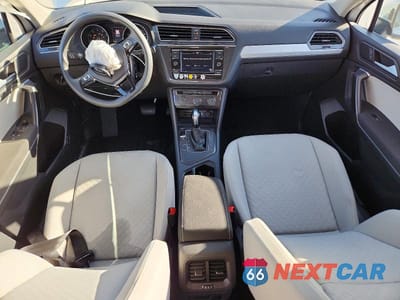 Zdjęcie 8 z 14 samochodu: 2021 VOLKSWAGEN TIGUAN S VIN:3VV1B7AX5MM127933 - miniatura