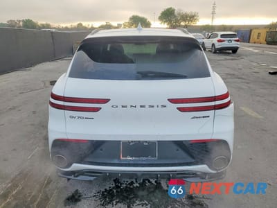 Zdjęcie 6 z 12 samochodu: 2022 GENESIS GV70 3.5T SPORT VIN:KMUMCDTC2NU020446 - miniatura