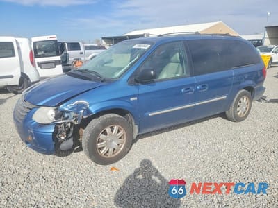 2005 CHRYSLER TOWN & COUNTRY TOURING 2C4GP54L05R292211 - główne zdjęcie licytacji z USA - miniatura