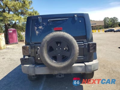 Zdjęcie 6 z 11 samochodu: 2015 JEEP WRANGLER UNLIMITED SAHARA VIN:1C4BJWEG2FL623268 - miniatura