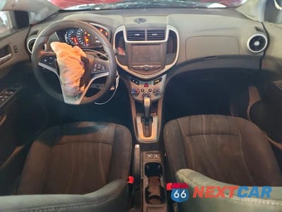 Zdjęcie 8 z 13 samochodu: 2017 CHEVROLET SONIC LT VIN:1G1JD5SH4H4100415 - miniatura