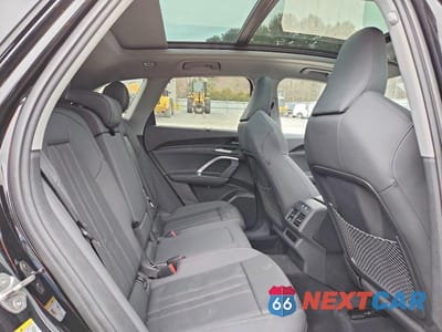 Zdjęcie 11 z 13 samochodu: 2025 AUDI Q5 PREMIUM PLUS VIN:WA12AAGU2S2096770 - miniatura