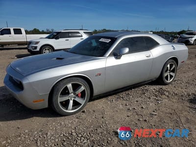 2012 DODGE CHALLENGER SRT-8 2C3CDYCJ0CH105985 - główne zdjęcie licytacji z USA - miniatura