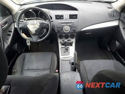 Zdjęcie 8 z 11 samochodu: 2011 MAZDA 3 I VIN:JM1BL1VG8B1364451 - miniatura