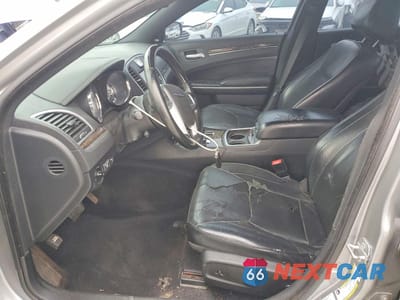 Zdjęcie 7 z 14 samochodu: 2014 CHRYSLER 300C VIN:2C3CCAEG7EH255459 - miniatura