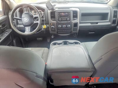 Zdjęcie 8 z 11 samochodu: 2019 RAM 1500 CLASSIC TRADESMAN VIN:1C6RR6FG9KS613687 - miniatura