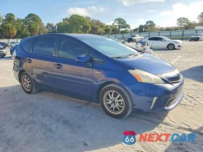 Czwarte zdjęcie samochodu z boku: 2013 TOYOTA PRIUS V TWO VIN:JTDZN3EU9D3219114 - miniatura