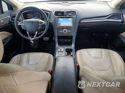Zdjęcie 8 z 12 samochodu: 2017 FORD FUSION TITANIUM VIN:3FA6P0D99HR139947 - miniatura