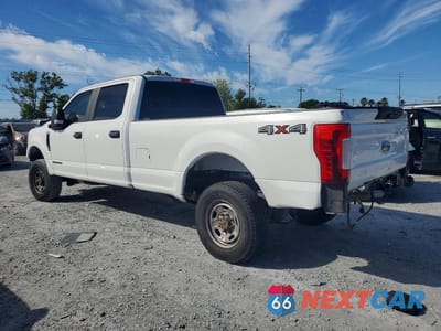 Drugie zdjęcie samochodu z przodu: 2017 FORD F250 SUPER DUTY VIN:1FT7W2BT0HEE95024 - miniatura