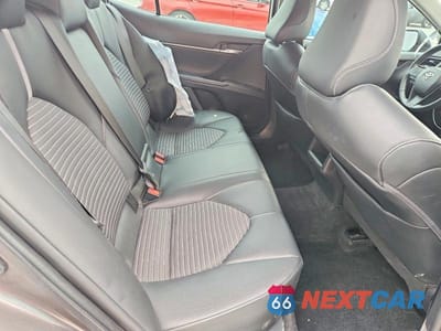 Zdjęcie 10 z 12 samochodu: 2022 TOYOTA CAMRY SE VIN:4T1G11AK8NU685507 - miniatura