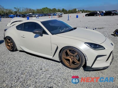 Czwarte zdjęcie samochodu z boku: 2023 TOYOTA GR86 PREMIUM VIN:JF1ZNBE19P9754502 - miniatura