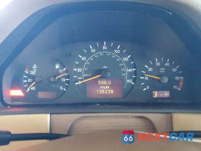 Zdjęcie 9 z 11 samochodu: 2001 MERCEDES-BENZ E 320 VIN:WDBJH65J11B308736 - miniatura