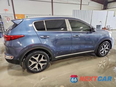 Trzecie zdjęcie samochodu z tyłu: 2017 KIA SPORTAGE SX TURBO VIN:KNDPR3A63H7176889 - miniatura