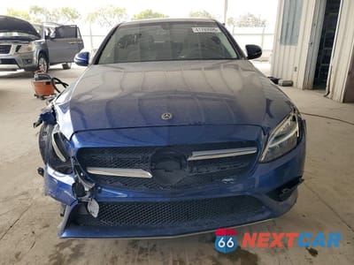 Piąte zdjęcie samochodu w środku: 2019 MERCEDES-BENZ C 300 VIN:55SWF8DB1KU294417 - miniatura