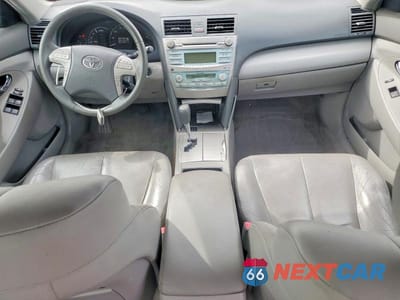 Zdjęcie 8 z 12 samochodu: 2007 TOYOTA CAMRY HYBRID BASE VIN:JTNBB46K373009962 - miniatura