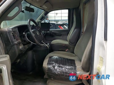 Zdjęcie 7 z 12 samochodu: 2020 CHEV EXPRESS G3500 VIN:1GB0GRFP1L1121479 - miniatura