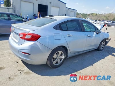 Trzecie zdjęcie samochodu z tyłu: 2017 CHEVROLET CRUZE LS VIN:1G1BC5SM1H7206291 - miniatura