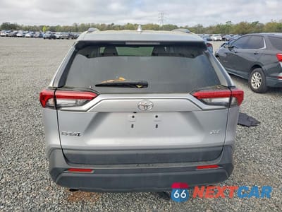 Zdjęcie 6 z 13 samochodu: 2023 TOYOTA RAV4 XLE VIN:2T3W1RFV4PW266027 - miniatura