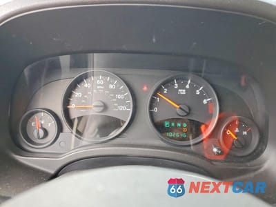 Zdjęcie 9 z 12 samochodu: 2013 JEEP PATRIOT SPORT VIN:1C4NJPBA8DD139275 - miniatura