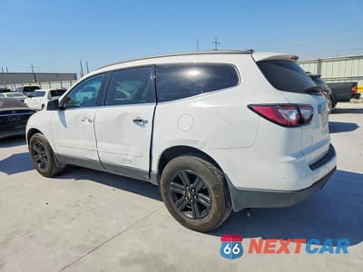 Drugie zdjęcie samochodu z przodu: 2016 CHEVROLET TRAVERSE LT VIN:1GNKRHKD5GJ166667 - miniatura