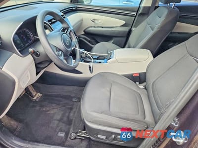 Zdjęcie 7 z 12 samochodu: 2022 HYUNDAI TUCSON SEL VIN:5NMJBCAE9NH113348 - miniatura