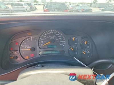 Zdjęcie 9 z 11 samochodu: 2003 CHEVROLET SILVERADO K2500 HEAVY DUTY VIN:1GCHK29U93E170167 - miniatura