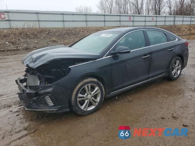 2018 HYUNDAI SONATA SPORT 5NPE34AF7JH602633 - główne zdjęcie licytacji z USA - miniatura
