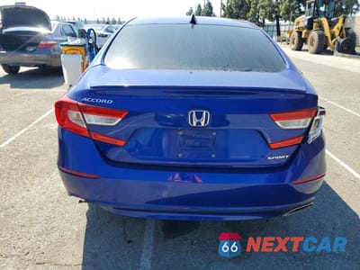 Zdjęcie 6 z 12 samochodu: 2018 HONDA ACCORD SPORT VIN:1HGCV1F35JA245122 - miniatura