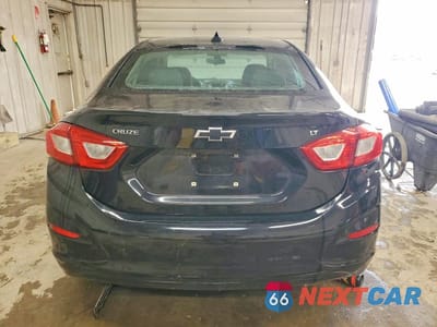 Zdjęcie 6 z 12 samochodu: 2018 CHEVROLET CRUZE LT VIN:1G1BE5SM4J7213395 - miniatura