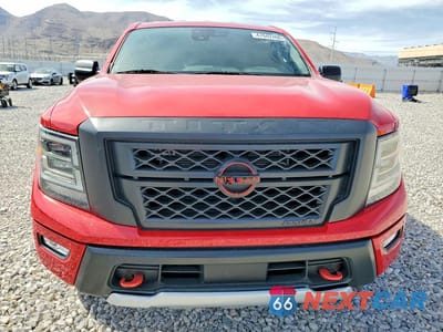 Piąte zdjęcie samochodu w środku: 2024 NISSAN TITAN PRO-4X VIN:1N6AA1ED0RN111731 - miniatura