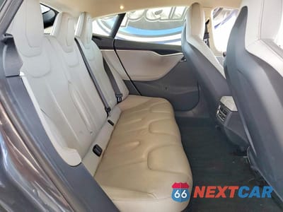 Zdjęcie 10 z 11 samochodu: 2014 TESLA MODEL S VIN:5YJSA1H17EFP61285 - miniatura