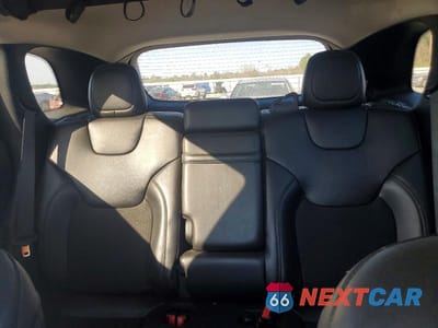 Zdjęcie 10 z 13 samochodu: 2019 JEEP CHEROKEE LATITUDE PLUS VIN:1C4PJMLB1KD371907 - miniatura