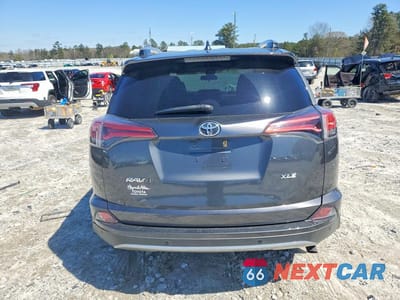Zdjęcie 6 z 13 samochodu: 2018 TOYOTA RAV4 XLE VIN:2T3WFREV5JW462813 - miniatura