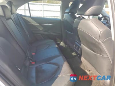 Zdjęcie 10 z 12 samochodu: 2022 TOYOTA CAMRY HYBRID XLE VIN:4T1F31AK9NU582490 - miniatura