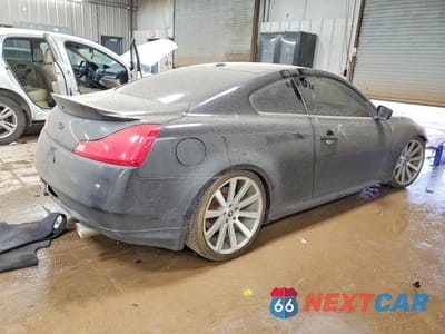 Trzecie zdjęcie samochodu z tyłu: 2014 INFINITI Q60 COUPE BASE VIN:JN1CV6EL1EM131316 - miniatura