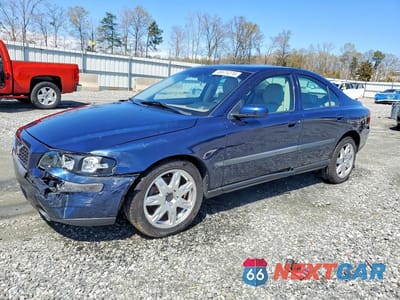 2004 VOLVO S60 2.5T YV1RH59H942386704 - główne zdjęcie licytacji z USA - miniatura