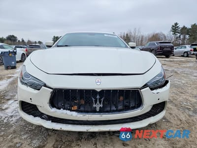 Piąte zdjęcie samochodu w środku: 2016 MASERATI GHIBLI S VIN:ZAM57RTA1G1164707 - miniatura