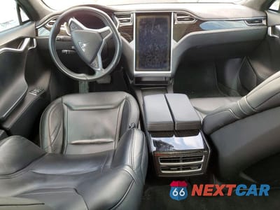 Zdjęcie 8 z 12 samochodu: 2016 TESLA MODEL S VIN:5YJSA1E2XGF155947 - miniatura