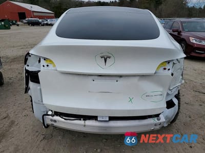 Zdjęcie 6 z 12 samochodu: 2023 TESLA MODEL Y VIN:7SAYGAEE2PF848517 - miniatura