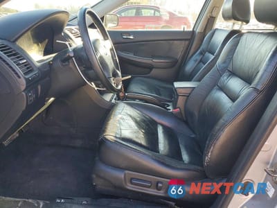 Zdjęcie 7 z 12 samochodu: 2003 HONDA ACCORD EX VIN:1HGCM66803A040189 - miniatura