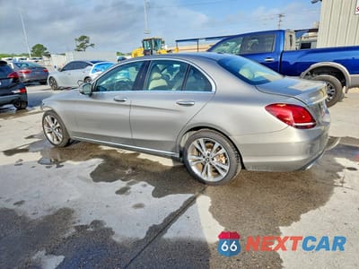 Drugie zdjęcie samochodu z przodu: 2019 MERCEDES-BENZ C 300 VIN:55SWF8DB4KU289342 - miniatura