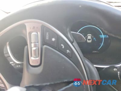 Zdjęcie 9 z 12 samochodu: 2023 GENESIS G80 VIN:KMTGE4S1XPU004719 - miniatura