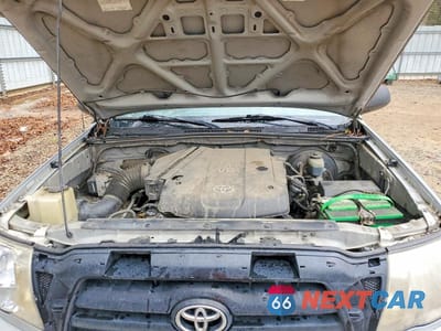 Zdjęcie 11 z 12 samochodu: 2005 TOYOTA TACOMA DOUBLE CAB VIN:5TEJU62N95Z077493 - miniatura