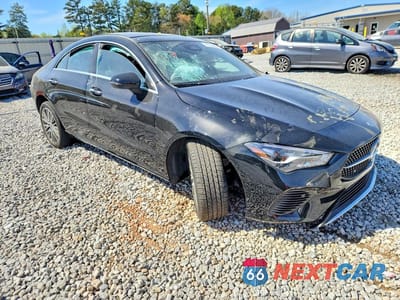 Czwarte zdjęcie samochodu z boku: 2025 MERCEDES-BENZ CLA 250 VIN:W1K5J4GB1SN556458 - miniatura