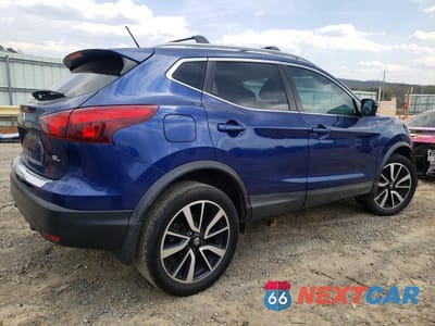 Trzecie zdjęcie samochodu z tyłu: 2018 NISSAN ROGUE SPORT SL VIN:JN1BJ1CP2JW101093 - miniatura