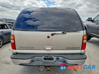 Zdjęcie 6 z 13 samochodu: 2002 CHEVROLET SUBURBAN C1500 VIN:3GNEC16Z92G355229 - miniatura