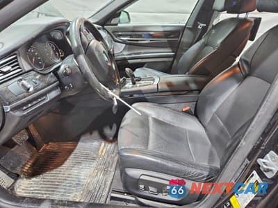 Zdjęcie 7 z 13 samochodu: 2015 BMW 750 LXI VIN:WBAYF8C50FD654860 - miniatura