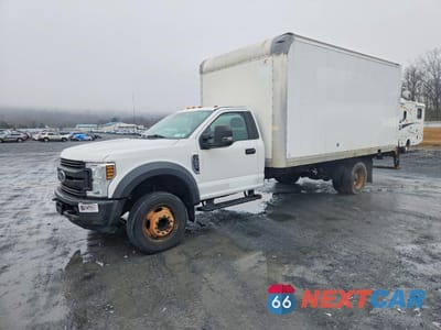 2019 FORD F450 SUPER DUTY 1FDUF4GY3KDA10869 - główne zdjęcie licytacji z USA - miniatura