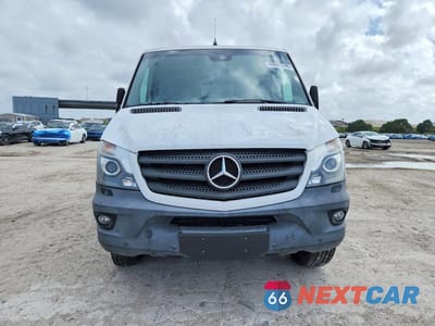 Piąte zdjęcie samochodu w środku: 2016 MERCEDES BENZ SPRINTER 2500 VIN:WD3PE7DD8GP197968 - miniatura