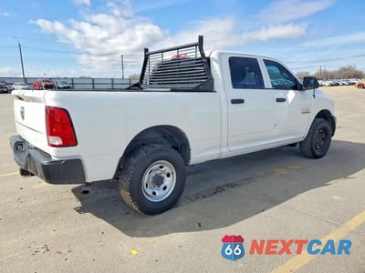 Trzecie zdjęcie samochodu z tyłu: 2014 RAM 2500 ST VIN:3C6TR4CT5EG207171 - miniatura